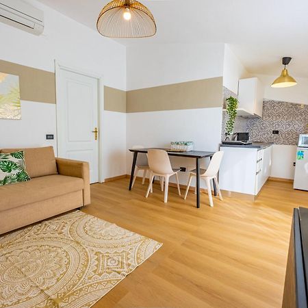Liberty Suite Cagliari Bagian luar foto
