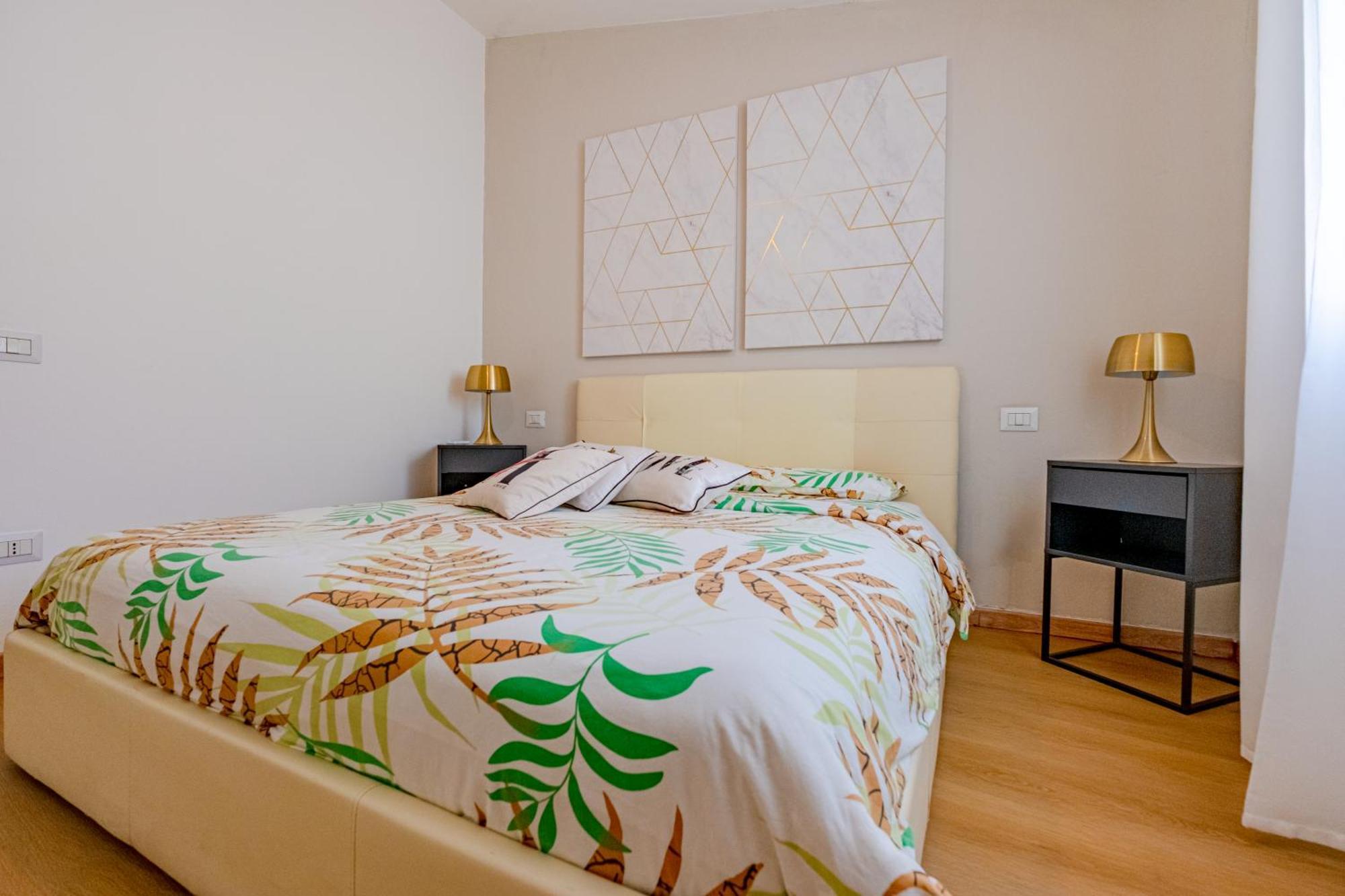 Liberty Suite Cagliari Bagian luar foto